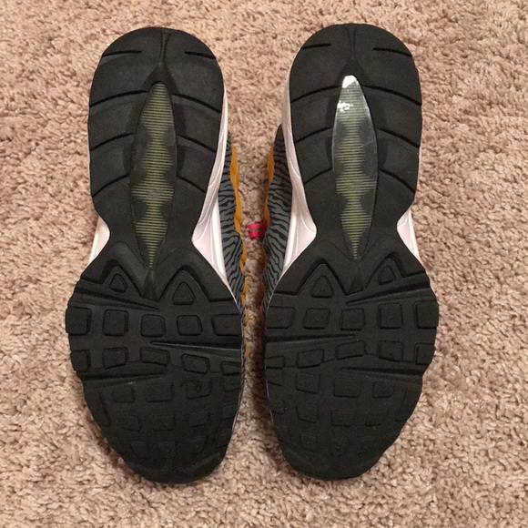 Grade School Nike Air Max 95 (2013) - Picture 3 of 7